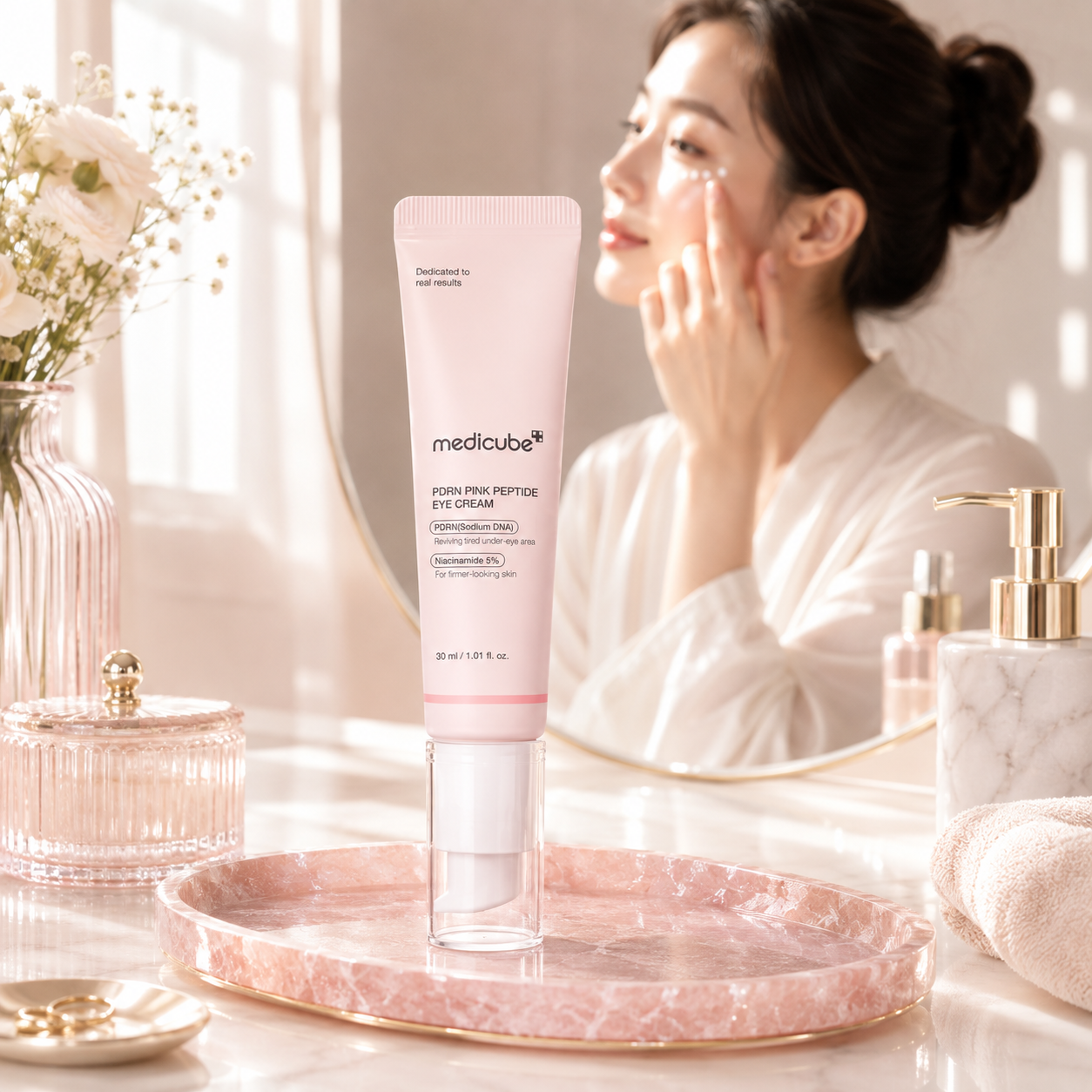 Medicube PDRN Pink Peptide Eye Cream 30ml